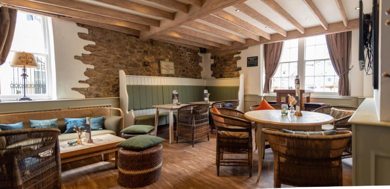 The Oak House 5*